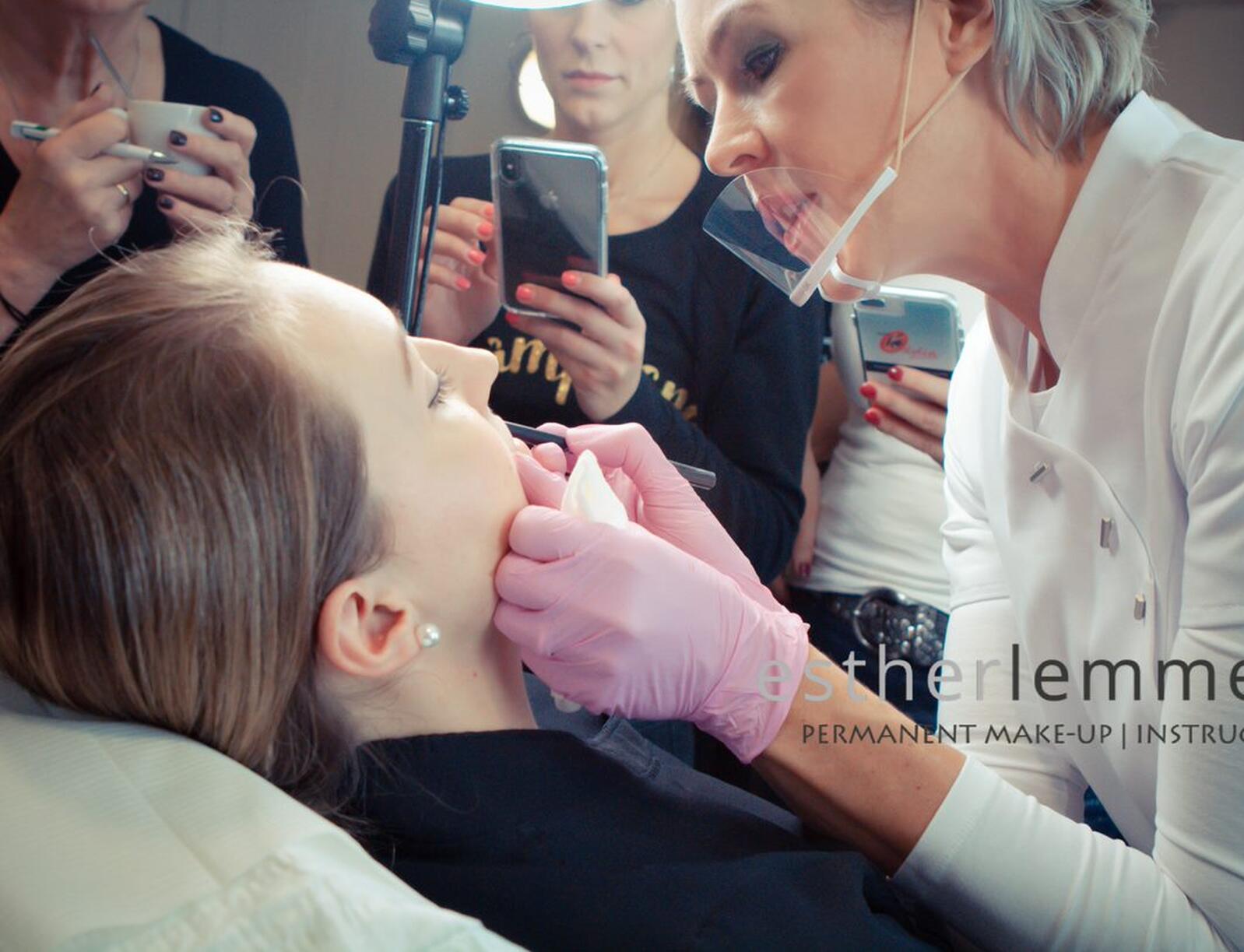 Esther Vernhout permanente make-up